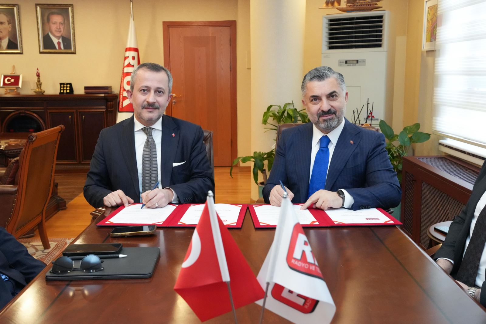 RTÜK ve İstanbul Aile Vakfı Arasında Önemli İş Birliği Protokolü İmzalandı