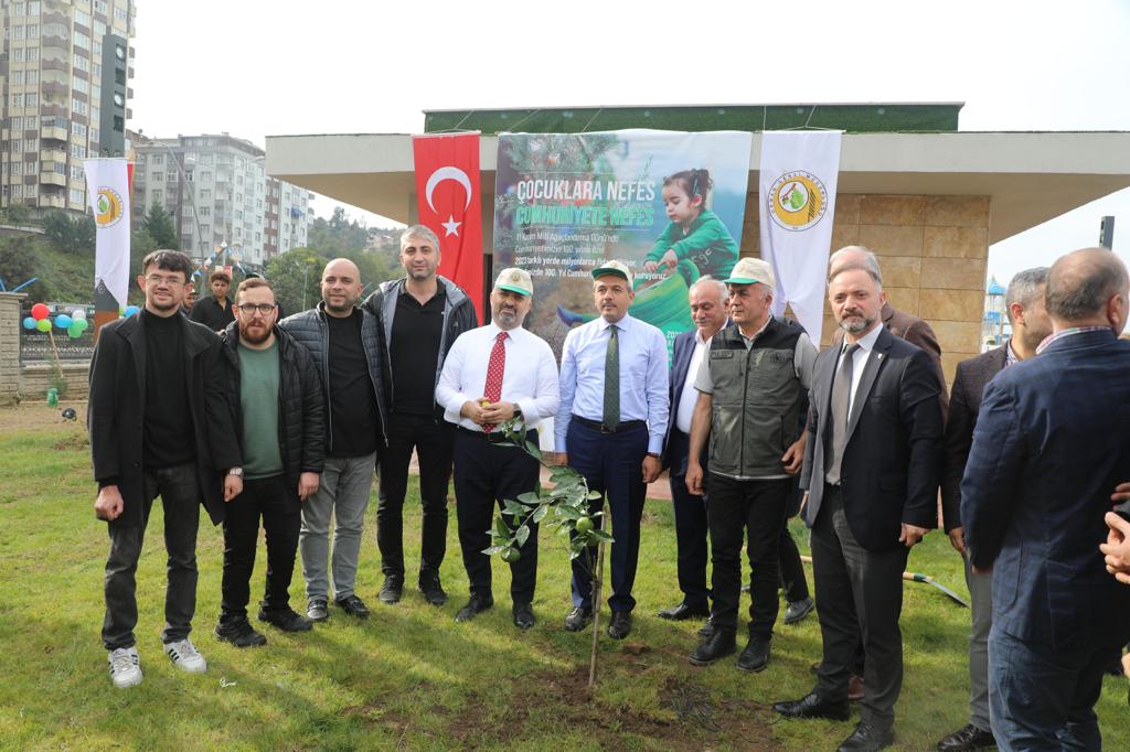 RTÜK Başkanı Şahin, Rize Valisi İhsan Selim Baydaş ile Milli Ağaçlandırma Günü Etkinliğine Katıldı